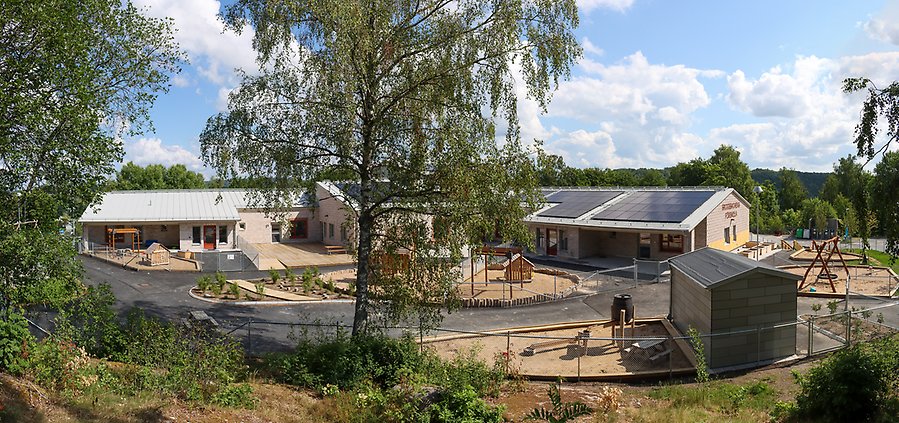 Panoramabild över en förskolebyggnad