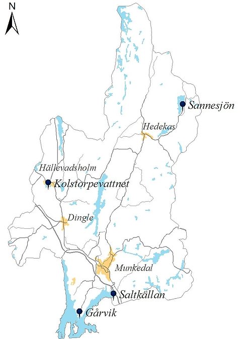 Karta över Munkedals kommun där de kommunala badplatserna är utmärkta.